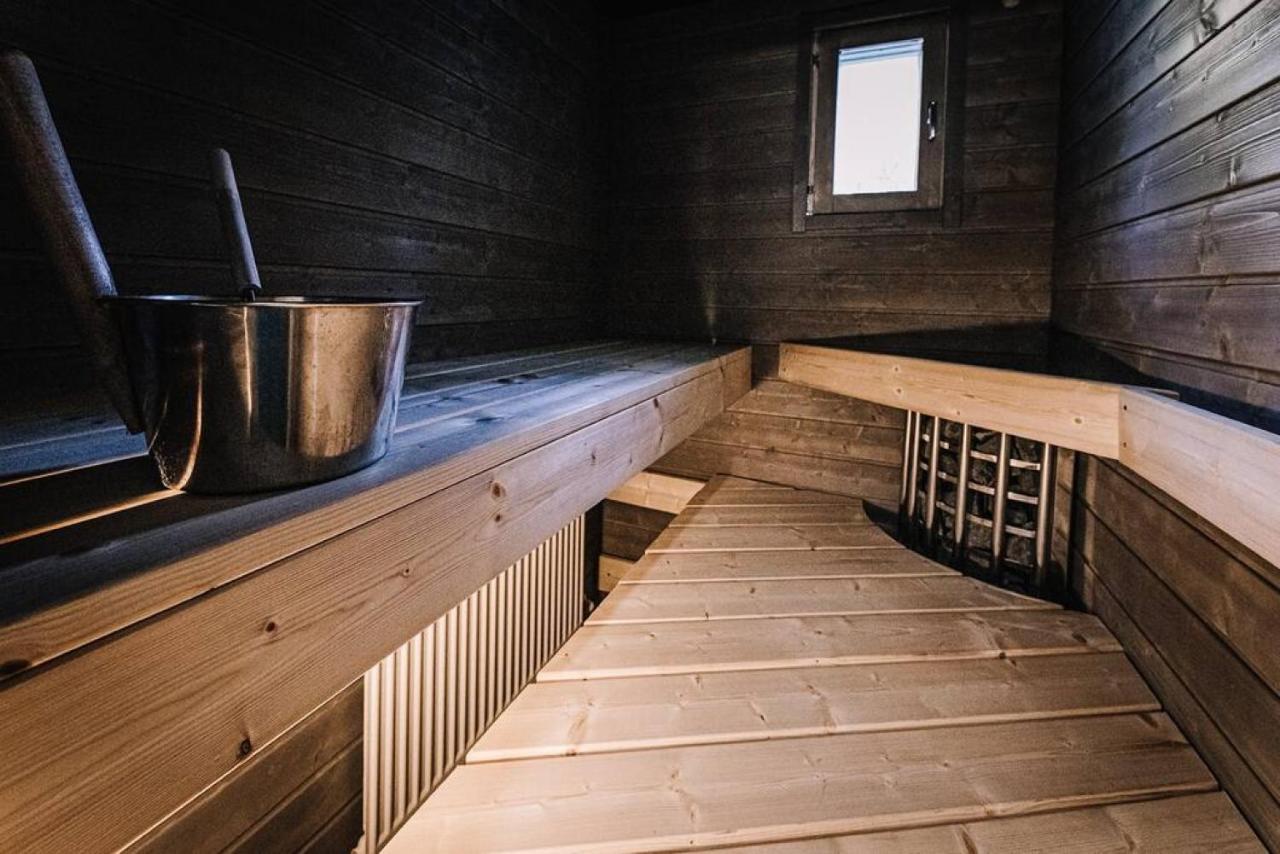 Sleepwell House Pyhaetunturi With Sauna Close To Lake Pelkosenniemi Екстериор снимка